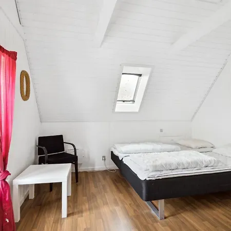 Holiday home Eliane - 1-8km From The Sea In Funen By Interhome Bogense