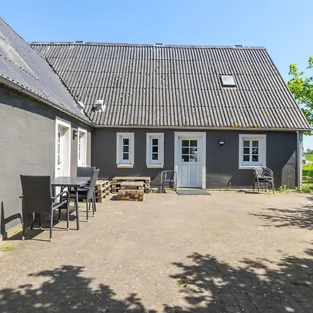 Eliane - 1-8km From The Sea By Interhome Ferienhaus